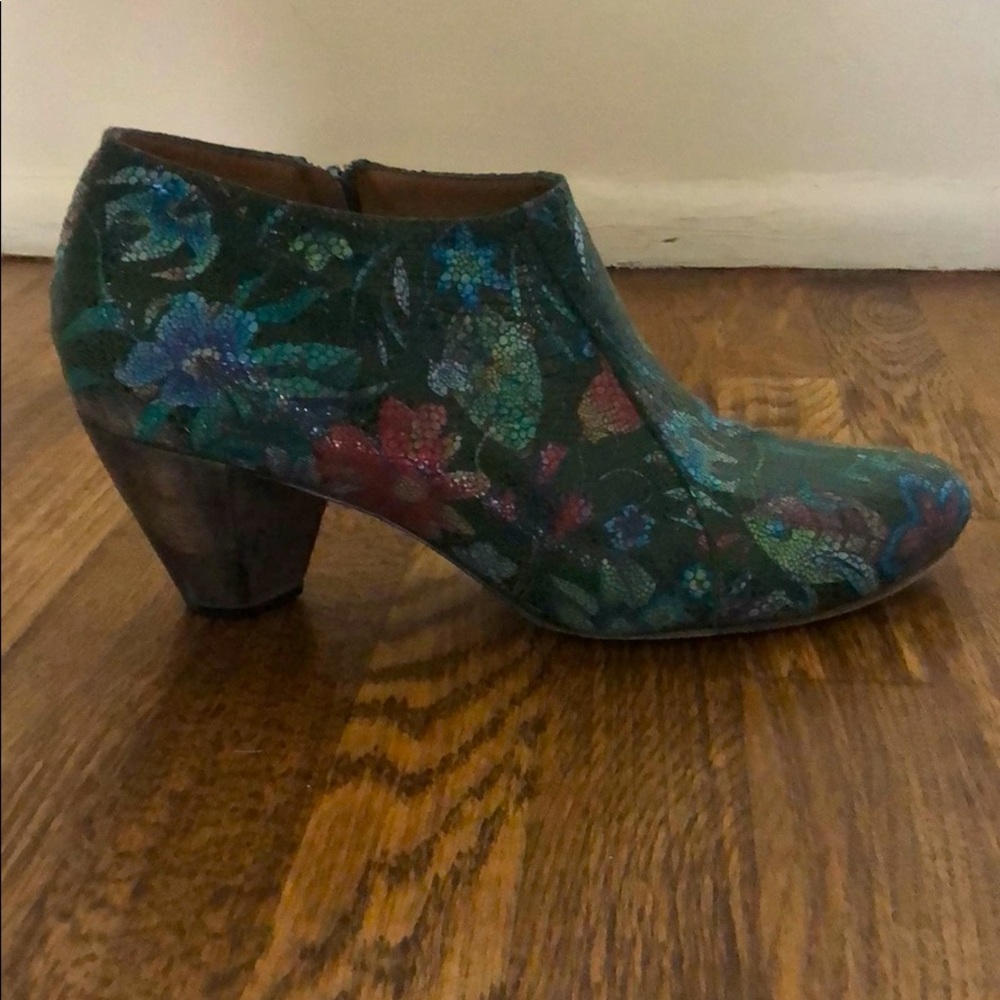 Calleen Cordero Handmade Mosaic Booties